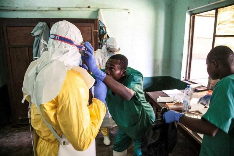 +Afrika%E2%80%99da+%C4%B1ine+ebola+salgını+hortladı:+23+%C3%B6l%C3%BC+ +Afrika%E2%80%99da+%C4%B1ine+ebola+salgını+hortladı:+23+%C3%B6l%C3%BC+