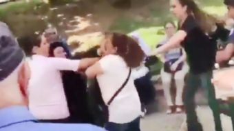 Demirtaş´ı ziyaret eden CHP´liler şehit annesine saldırdı