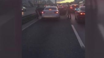 Jandarma ekipleri, E-5´te düzenlediği nefes kesen uyuşturucu operasyonu ile piyasa değeri yaklaşık 3