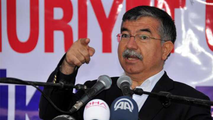 Bakan+Y%C4%B1lmaz%E2%80%99dan+Suriye%E2%80%99ye+sert+yan%C4%B1t%21;