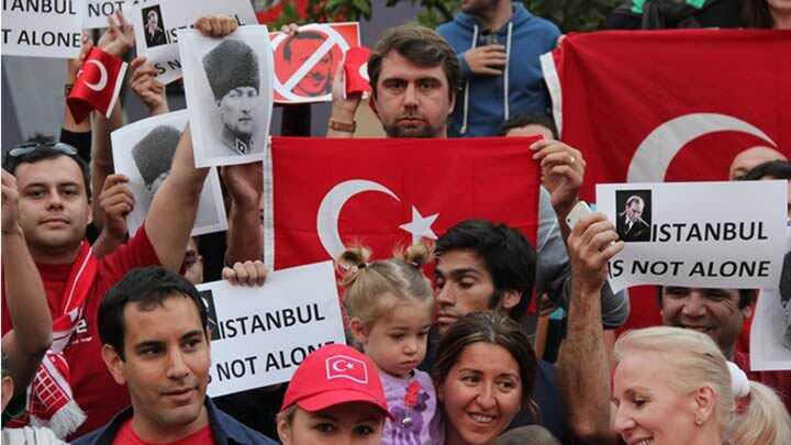 Gezi+Park%C4%B1+eylemine+Mehmet+Okur+deste%C4%9Fi