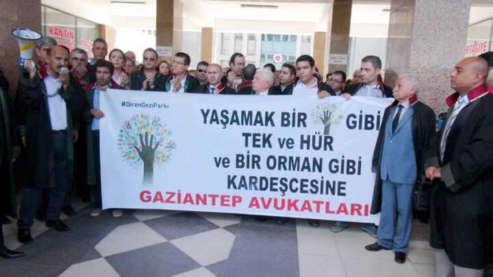 Gaziantep%E2%80%99te+avukatlardan+g%C3%B6zalt%C4%B1+protestosu