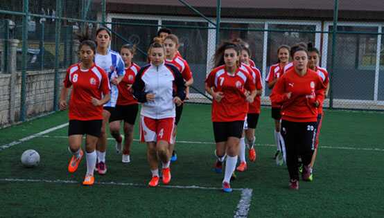 Ligde+f%C4%B1rt%C4%B1na+gibi+esiyorlar