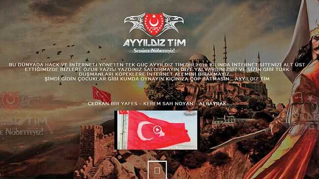 Anonymous%E2%80%99u+Ayy%C4%B1ld%C4%B1z+%C3%A7arpt%C4%B1:+Sen+git+kumda+oyna%21;