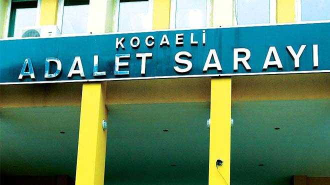 Akademisyenlere+soru%C5%9Fturmada+14+ki%C5%9Fi+g%C3%B6zalt%C4%B1nda