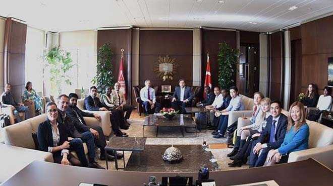 Yabanc%C4%B1+diplomat+ve+akademisyenlerden+Ba%C5%9Fkan+Demircan%E2%80%99a+ziyaret