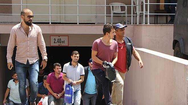 %C4%B0zmir%E2%80%99deki+FET%C3%96+soru%C5%9Fturmas%C4%B1nda+25+%C5%9F%C3%BCpheli+adliyeye+sevk+edildi