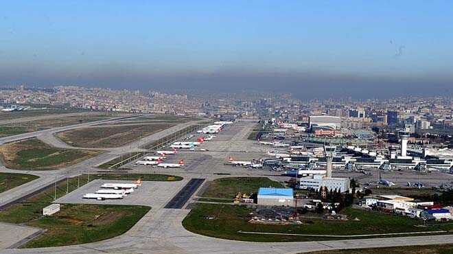 Hindistan+u%C3%A7a%C4%9F%C4%B1+%C4%B0stanbul%E2%80%99a+acil+ini%C5%9F+yapt%C4%B1