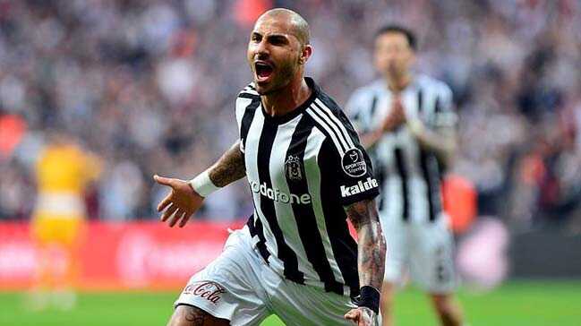 Milan%E2%80%99dan+Quaresma+ata%C4%9F%C4%B1%21;