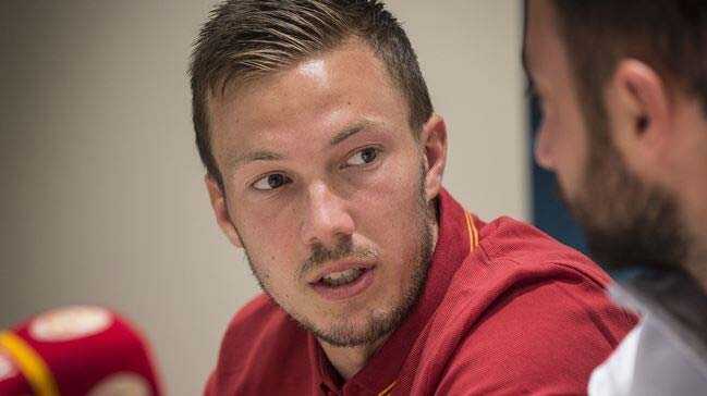 Linnes+gidiyor,+yerine+o+geliyor