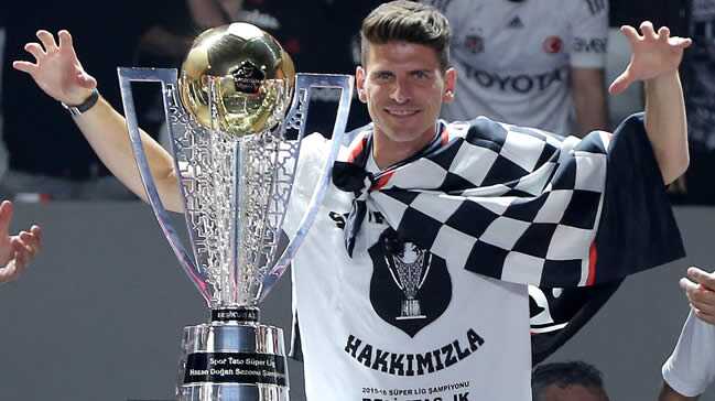 Mario+Gomez%E2%80%99in+akl%C4%B1+hala+Be%C5%9Fikta%C5%9F%E2%80%99ta