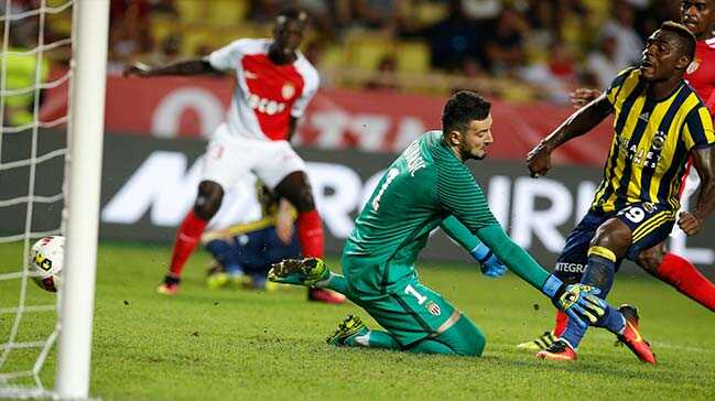 Fenerbah%C3%A7e,+%C5%9Eampiyonlar+Ligi%E2%80%99ne+veda+etti%21;+<br>+Monaco+-+Fenerbah%C3%A7e:+3-1