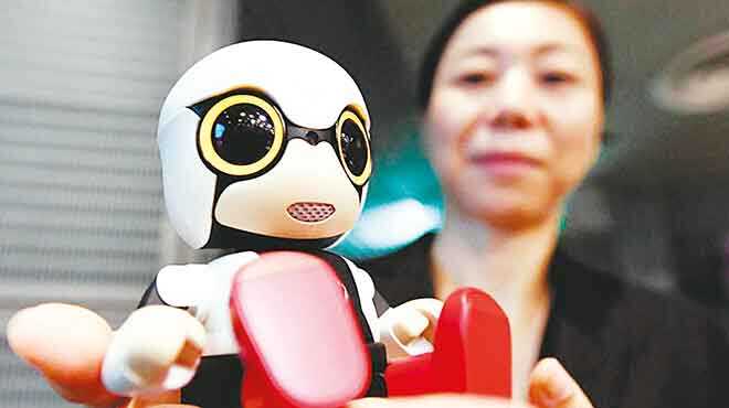 Robotlar%C4%B1n+yeni+g%C3%B6revi: Sevgi+ve+huzur+vermek