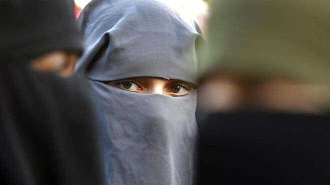 Fas%E2%80%99ta+burka+%C3%BCretimi+ve+sat%C4%B1%C5%9F%C4%B1+yasakland%C4%B1