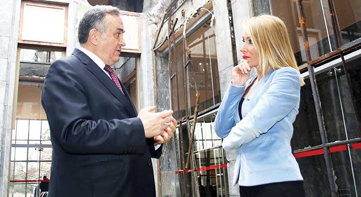 Ak%C3%A7ay:+Halk%C4%B1n+se%C3%A7ti%C4%9Fi+Cumhurba%C5%9Fkan%C4%B1na+g%C3%BCvenmeyece%C4%9Fiz+de+kime+g%C3%BCvenece%C4%9Fiz