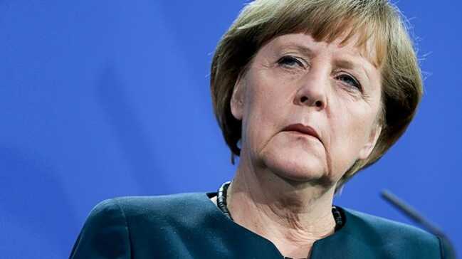 Merkel%E2%80%99in+zoruna+gitmi%C5%9F%21;