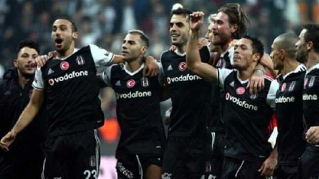 Be%C5%9Fikta%C5%9F%E2%80%99tan+ayr%C4%B1lacak+ilk+isim+belli+oldu