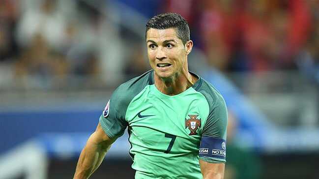 Ronaldo%E2%80%99nun+ad%C4%B1+havaliman%C4%B1na+verildi