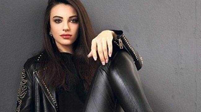 Tuvana+T%C3%BCrkay+doland%C4%B1r%C4%B1ld%C4%B1