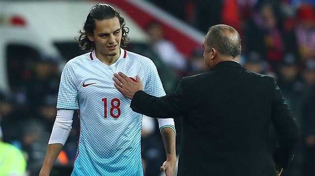 Enes+%C3%BCnal+i%C3%A7in+Avrupa+devleri+s%C4%B1raya+girdi