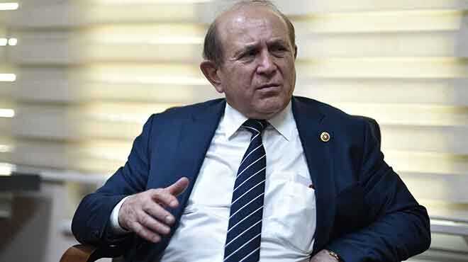 Kuzu:+Enis+Berbero%C4%9Flu+konu%C5%9Fursa+Kemal+bey+de%C5%9Fifre+olur