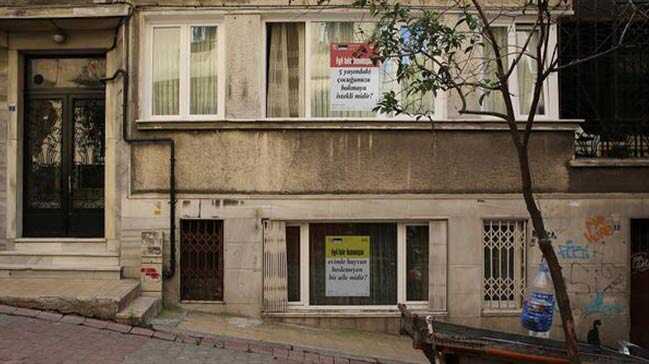 15.+%C4%B0stanbul+Bienali+"iyi+bir+kom%C5%9Fu"+temas%C4%B1yla+a%C3%A7%C4%B1l%C4%B1yor