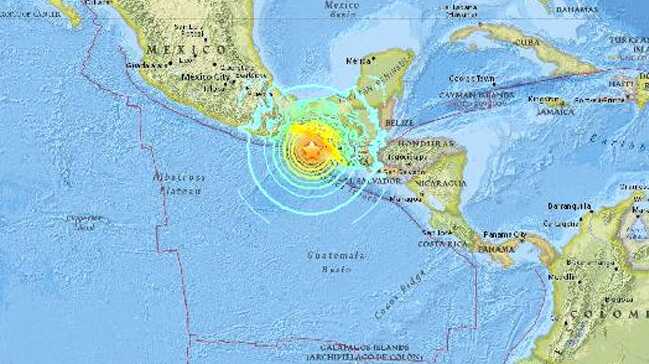 Pasifik’teki 8.0 büyüklüğündeki depremin ardından tsunami alarmı Pasifik’teki 8.0 büyüklüğündeki depremin ardından tsunami alarmı