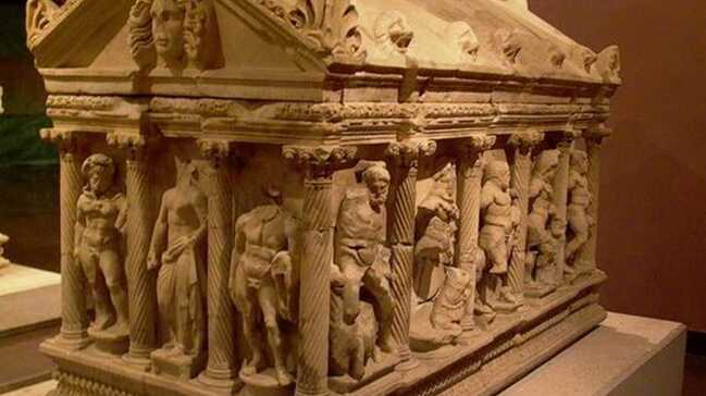 %C4%B0svi%C3%A7re%E2%80%99ye+ka%C3%A7%C4%B1r%C4%B1lan+Herakles+Lahdi+geri+getiriliyor