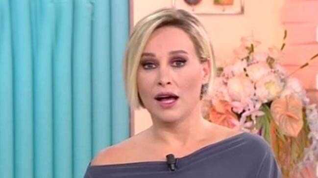 Kad%C4%B1n+izleyicinin+itiraf%C4%B1+a%C4%9F%C4%B1zlar%C4%B1+a%C3%A7%C4%B1k+b%C4%B1rakt%C4%B1
