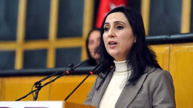 HDP%E2%80%99li+Y%C3%BCksekda%C4%9F,+%E2%80%99ter%C3%B6r+%C3%B6rg%C3%BCt%C3%BC+PKK%E2%80%99n%C4%B1n+an%C4%B1+defteri%E2%80%99ne+yaz%C4%B1+yazm%C4%B1%C5%9F