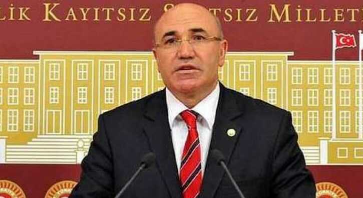 CHP%E2%80%99li+Mahmut+Tanal+PKK+pa%C3%A7avras%C4%B1na+%E2%80%99%C3%96zg%C3%BCrl%C3%BC%C4%9F%C3%BCn+sembol%C3%BC%E2%80%99+dedi