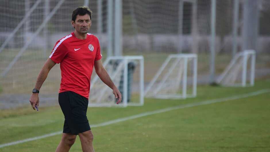 %C4%B0talyan+gazeteci+Di+Marzio,+Leonardo%E2%80%99nun+Antalyaspor%E2%80%99dan+istifa+etti%C4%9Fi+duyurdu