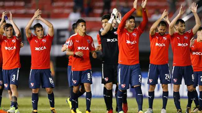 Finalin+ilk+ma%C3%A7%C4%B1nda+Independiente,+Flamengo%E2%80%99yu+ma%C4%9Flup+etti
