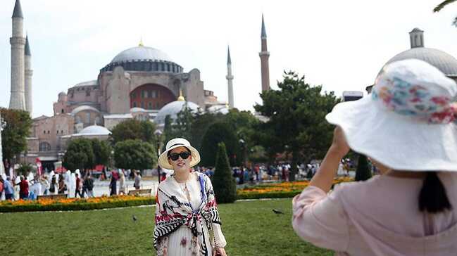 Turistler+en+%C3%A7ok+Antalya+ve+%C4%B0stanbul%E2%80%99u+tercih+etti
