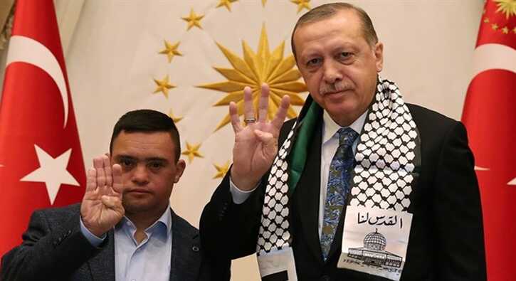 Erdo%C4%9Fan%E2%80%99dan+BM%E2%80%99de+kabul+edilen+karar+sonras%C4%B1+a%C3%A7%C4%B1klama:+Kud%C3%BCs,+k%C4%B1rm%C4%B1z%C4%B1+%C3%A7izgimizdir