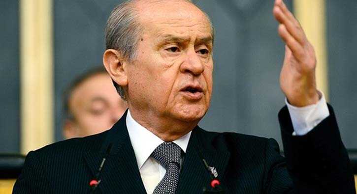MHP+Lideri+Bah%C3%A7eli%E2%80%99den+KHK+a%C3%A7%C4%B1klamas%C4%B1:+Kriz+severler+her+f%C4%B1rsattan+istifadenin+pe%C5%9Finde