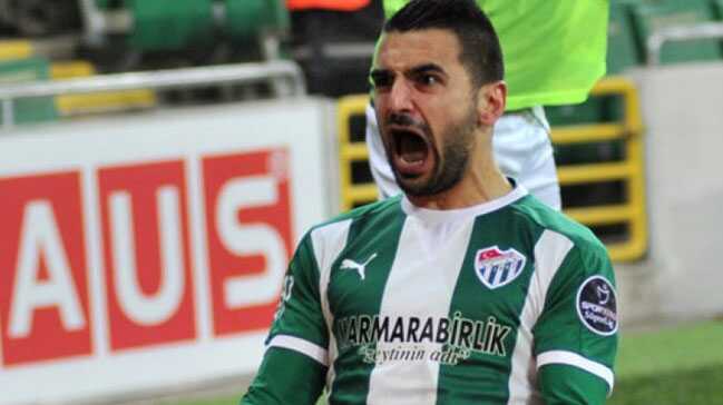 Galatasaray%E2%80%99dan+Bursaspor%E2%80%99a+Aziz+Behich+i%C3%A7in+2,5+milyon+euro