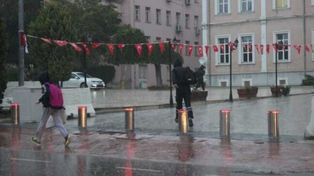 Tekirda%C4%9F%E2%80%99da+devam+eden+sa%C4%9Fanak+hayat%C4%B1+olumsuz+etkiledi