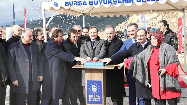 Gemlik%E2%80%99te+ilk+ad%C4%B1m+at%C4%B1ld%C4%B1+226+konut+yap%C4%B1lacak