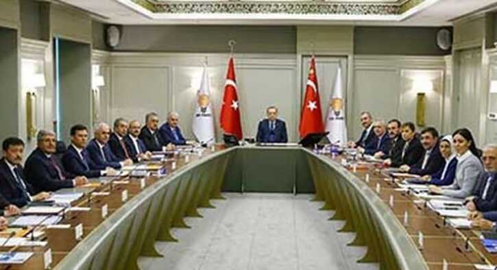 AK+Parti+MYK+toplant%C4%B1s%C4%B1+ba%C5%9Flad%C4%B1