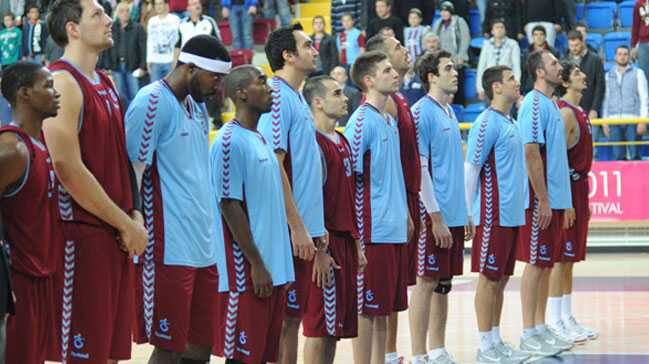Trabzonspor%E2%80%99da+%C3%B6demeler+yap%C4%B1ld%C4%B1,+yabanc%C4%B1+oyuncular+ma%C3%A7a+%C3%A7%C4%B1kma+karar%C4%B1+ald%C4%B1