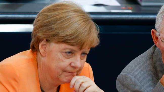 %E2%80%99B%C3%BCy%C3%BCk+koalisyon%E2%80%99+Merkel%E2%80%99in+kariyerini+bitirebilir
