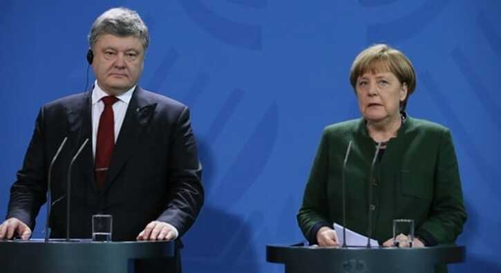 Poro%C5%9Fenko,+Merkel+ile+Ukrayna+krizini+konu%C5%9Ftu