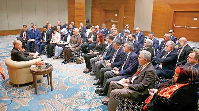 Bat%C4%B1%E2%80%99n%C4%B1n+Afrin%E2%80%99de+YPG%E2%80%99ye+a%C3%A7t%C4%B1%C4%9F%C4%B1+t%C3%BCnelleri+g%C3%B6rd%C3%BCk