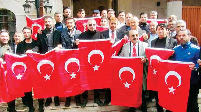 E%C5%9Fk%C4%B1ya+ekibi+Mehmet%C3%A7i%C4%9Fin+yan%C4%B1nda