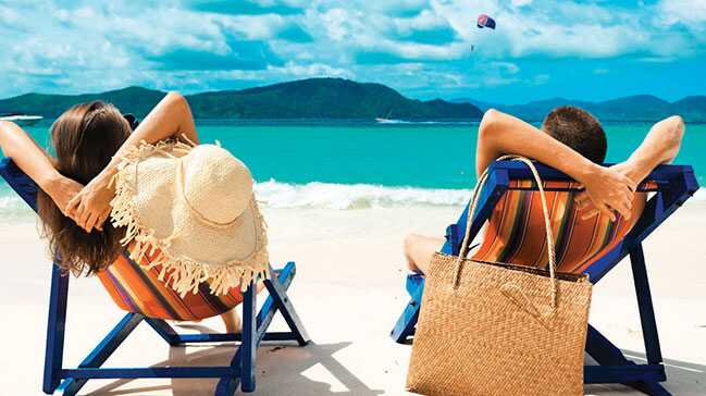 Turizm+sekt%C3%B6r%C3%BC+tek+%C3%A7at%C4%B1+alt%C4%B1nda+toplan%C4%B1yor