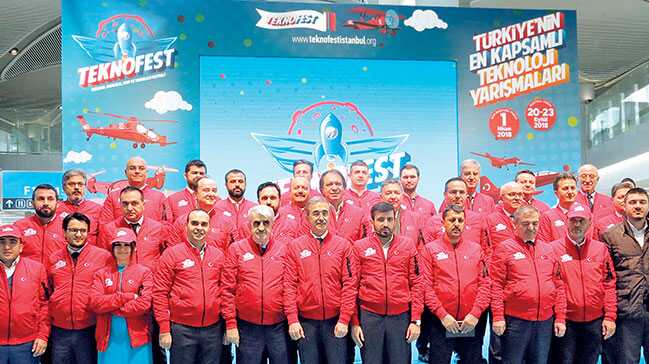 S%C4%B1radaki+hedef yerli+insans%C4%B1z+jet