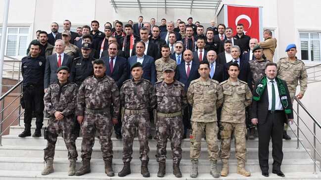 Kalbimiz+%E2%80%99Mehmet%C3%A7ik%E2%80%99le
