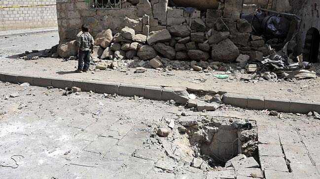 Yemen%E2%80%99de+may%C4%B1n+patlad%C4%B1+ayn%C4%B1+aileden+7+ki%C5%9Fi+hayat%C4%B1n%C4%B1+kaybetti