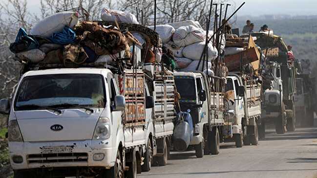 Afrin+ve+k%C3%B6ylerinde+ter%C3%B6ristlerin+bask%C4%B1s%C4%B1+alt%C4%B1ndaki+sivillerin+ka%C3%A7%C4%B1%C5%9F%C4%B1+s%C3%BCr%C3%BCyor